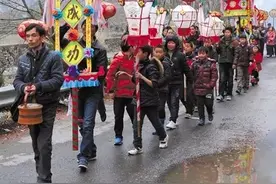 赏花灯、板凳龙、舞绿狮、唱睦剧，淳安屏门乡太热闹啦！图片