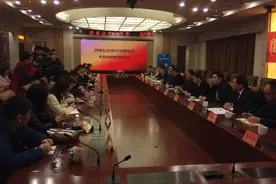 @济南人，今天起坐公交车可刷支付宝乘车图片