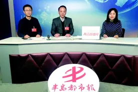市政协委员姜楠、孙学峰做客《两会直播间》图片