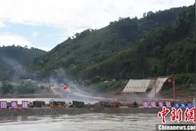 中国对外投资走上正轨：规模减三成“体质”更健康图片