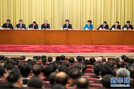 南宁再度蝉联“全国文明城市”称号 王小东在京出席表彰大会图片