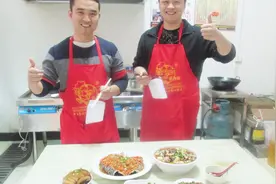 学炒菜技术开快餐店，食为先快餐小炒培训