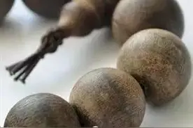 常见木质手串样品图，以后鉴别不求人了。图片