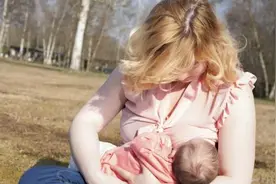 印度母乳银行开业 母乳喂养的五大好处图片