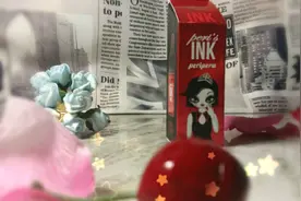 菲丽菲拉PERIS 魅感墨水唇彩图片