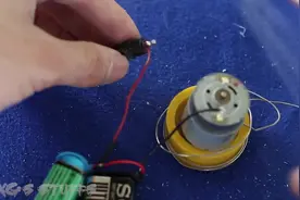 不错的动手制作小视频，做迷你小电锯原来这么简单，涨姿势了！图片