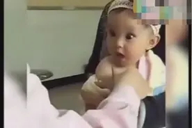 美女护士帮婴儿打针，婴儿的表情笑死人了！视频封面