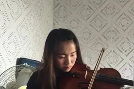 曾经很风靡的一首歌《香水有毒》曾获得最受欢迎手机铃音奖图片
