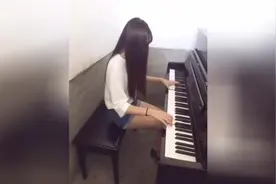 梦中的婚礼，熟悉的旋律，妹子弹得真是好美图片