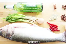 一条鲢鱼，一瓶啤酒，铁锅一炖，没一点腥味，好吃的停不下来视频封面