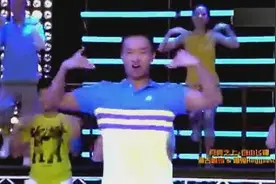 王广成现场教学广场舞凤凰传奇《月亮之上》《 自由飞翔》视频封面