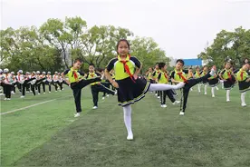 七彩阳光 七彩少年图片