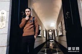 蒋劲夫街拍大片曝光 游走街头潮范十足图片