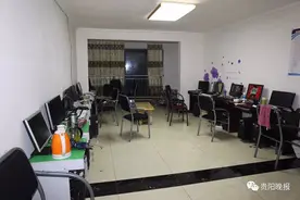 聊天、见面、收银分工明确，这个“黑酒吧”酒托套路深，宰人戏份足……图片