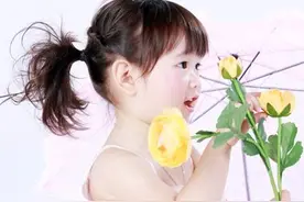 夏天到了宝宝头发怎么扎？扎发让孩子自己变恒温！图片