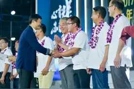 100名乡村教师获奖：每人10万元现金资助，还有3年培训图片
