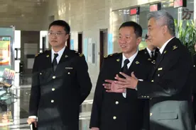 2018全国海关关长会之关长通道（一）图片
