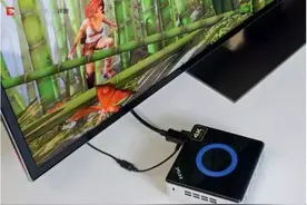 可以被装进口袋的mini电脑 就是这么炫酷！图片