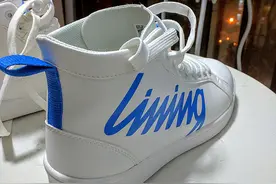 今年怎么可以没有一双小白鞋：LI-NING 李宁 休闲板鞋 ALAK143-1图片
