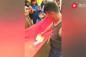 厉害了我的哥，用生大米，不用火不用电手工刹那炸成爆米花视频封面