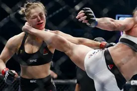 UFC十字固女王隆达罗西被霍尔姆爆冷KO，首尝败果图片