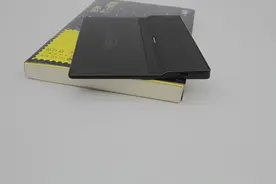 最佳单手持握体验 Kindle Oasis评测图片