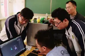 校园开放日让学生及家长提前探好“门路”视频封面