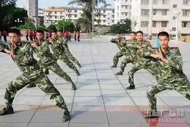 春末夏初，我们与武警新兵有个约会图片