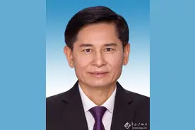 中国人民政治协商会议第十二届广西壮族自治区委员会主席、副主席、秘书长、常务委员名单图片