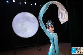 章子怡提前感受“过气” 青衣造型风情无双图片