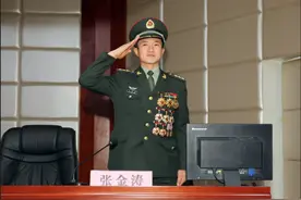 鹿邑籍一等功臣回母校 把国防教育带进校园图片