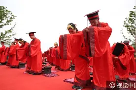 传统再现，江苏淮安举行汉制集体婚礼祝新人图片