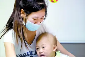 2岁男孩患白血病图片