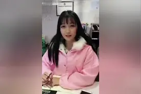 恶搞网管美女小酒窝，电脑全屏马赛克，下一秒瞬间尴尬！