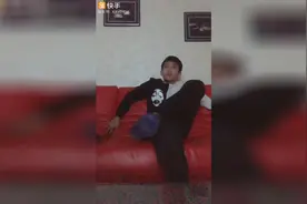 自己看恐怖片vs陪女朋友看恐怖片时视频封面