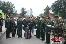 中越警方抓捕夫妻逃犯 涉非法吸收公众存款3亿余元图片