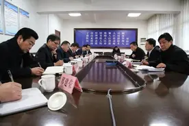 未央区委书记杨建强到张家堡街道调研工作图片