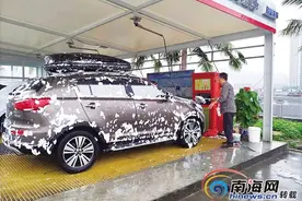 春节洗车难？海口车主可以试试新型自助洗车 8元一次图片