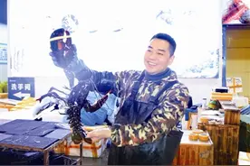 前一天还在澳洲海里游的龙虾 次日就能“爬”上温州市民餐桌图片
