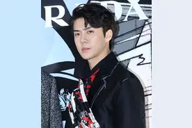 EXO世勋确定出演网剧 挑战动作戏演技图片