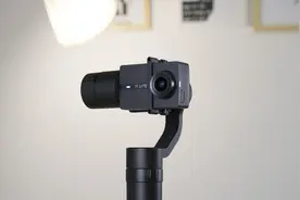 最佳入门 Vlog 拍摄利器？小蚁手持云台灵动版详细评测视频封面