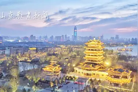 航拍夜色济南大明湖，风景秀丽惊艳所有人视频封面