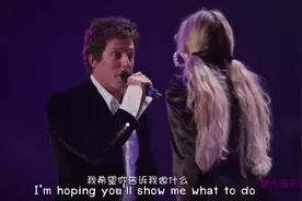 这首由剧中男主角和小天后演唱的浪漫歌曲，就适合在情人节对唱