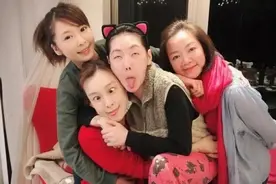 范玮琪晒与闺蜜聚会照 小S穿睡衣搞怪图片