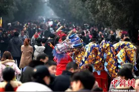 春节少林寺开启“人海模式”人潮汹涌祈福纳祥图片