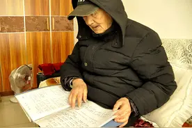 成都89岁空巢老人当裸模，“不认为是羞耻的事，这是艺术”图片