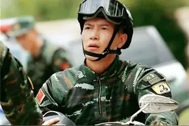 《利刃出击》张进为拍戏受特训图片