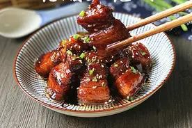 吃在成都 | 糖醋五花肉你吃过吗 元宵节就用这道菜招待亲友图片