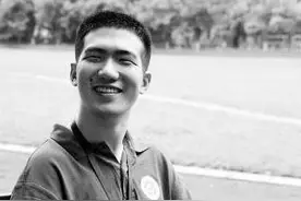 脑瘫学生获美名校博士全奖：世界那么远 也要去看看图片
