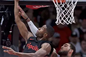 （体育）（3）篮球——NBA常规赛：开拓者胜国王图片